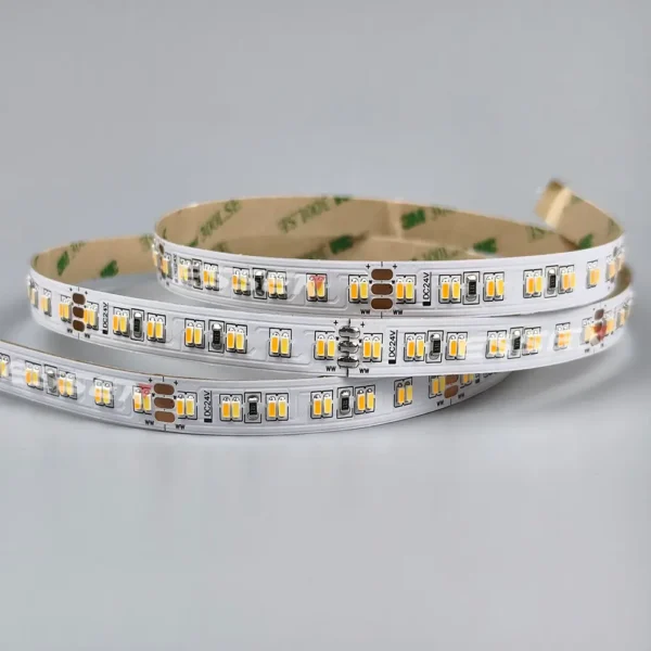 SMD3014 224Leds laditelný bílý LED pásek