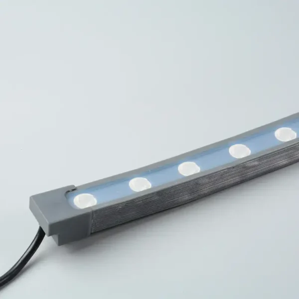 Zewnętrzne oświetlenie ścienne LED o stopniu ochrony IP65