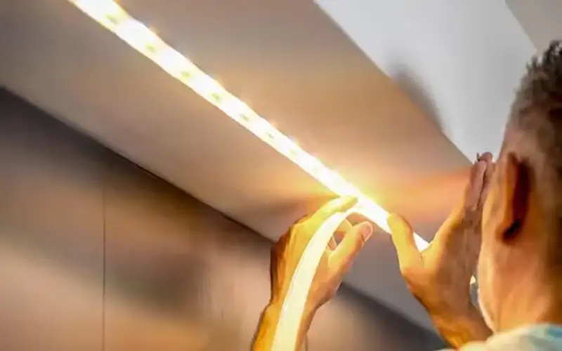 Cómo solucionar problemas de las tiras de luces LED